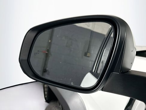 Used 2024 Toyota Tacoma TRD Off-Road image 16