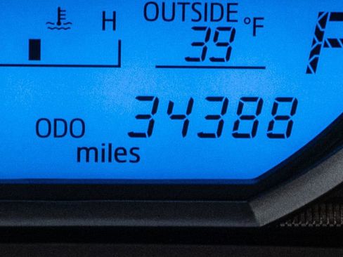 Used 2015 Toyota RAV4 XLE image 27