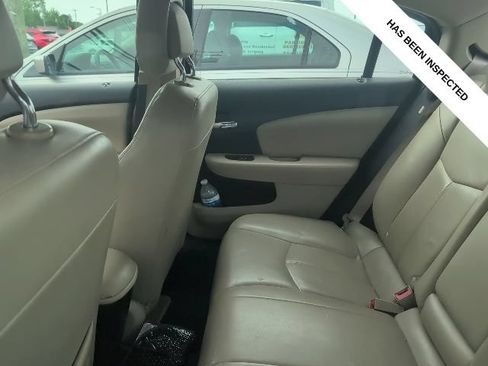 Used 2012 Chrysler 200 Limited FWD image 5