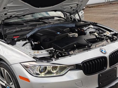 Used 2013 BMW 328i xDrive Sedan AWD/4WD image 59