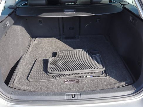 Used 2015 Volkswagen Golf TDI FWD image 32