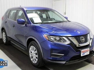 Used 2020 Nissan Rogue S image 1