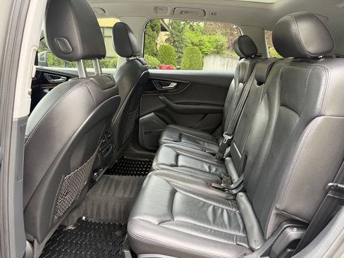 Used 2017 Audi Q7 3.0T Premium Plus w/ Premium Plus Package AWD/4WD image 26