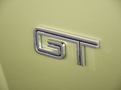 Used 2006 Ford Mustang GT RWD image 16