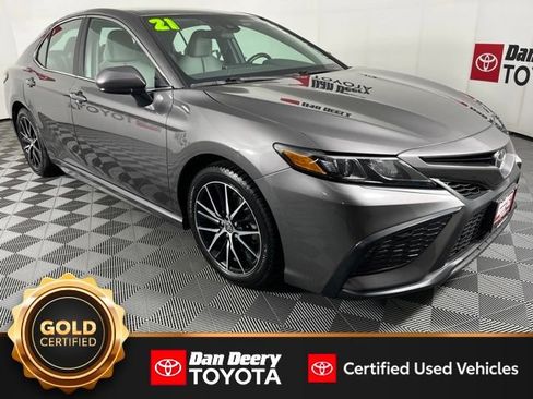 Certified 2021 Toyota Camry SE FWD image 1