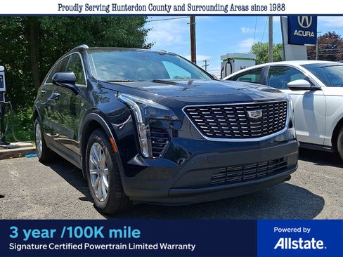 Used 2022 Cadillac XT4 Luxury w/ Cold Weather Package AWD/4WD image 1