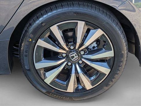 Certified 2024 Honda Civic EX-L image 22
