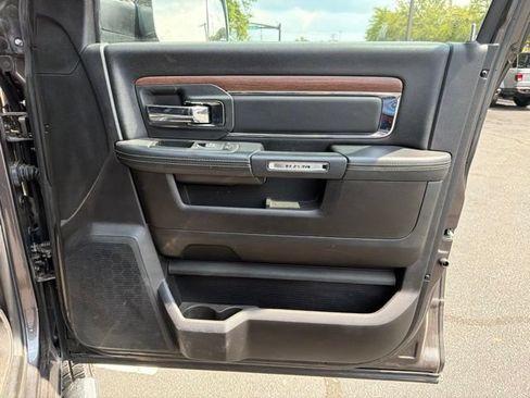 Used 2018 RAM 2500 Laramie AWD/4WD image 10