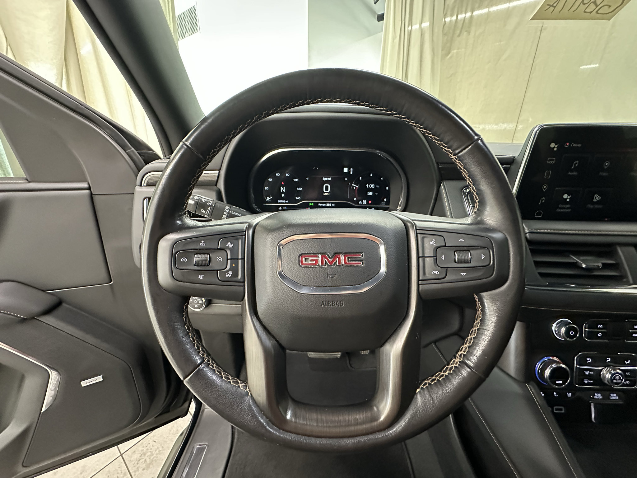 Certified 2023 GMC Yukon AT4 w/ Technology Package AWD/4WD image 28