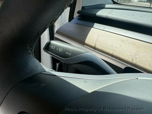 Used 2023 Tesla Model 3 Standard Range RWD image 17