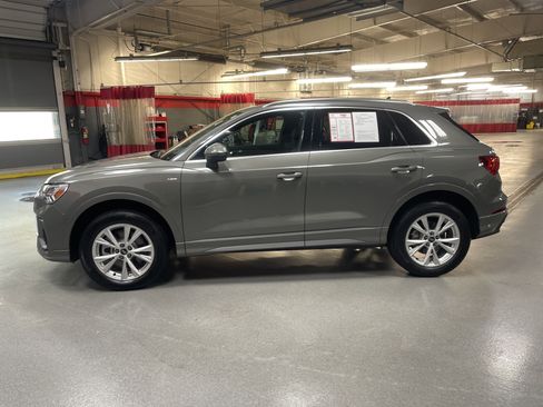 Used 2024 Audi Q3 2.0T Premium image 7