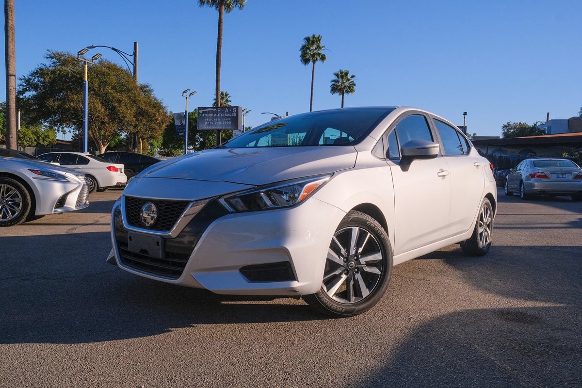 Used 2021 Nissan Versa SV FWD image 1