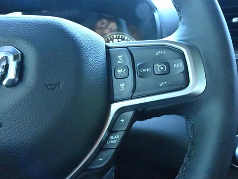 Used 2025 RAM 1500 Big Horn image 30