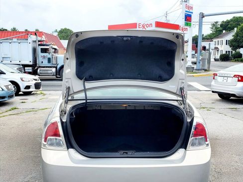 Used 2009 Ford Fusion SEL FWD image 5