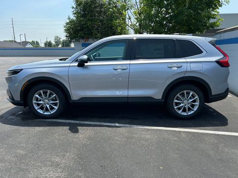 Certified 2026 Honda CR-V EX image 2