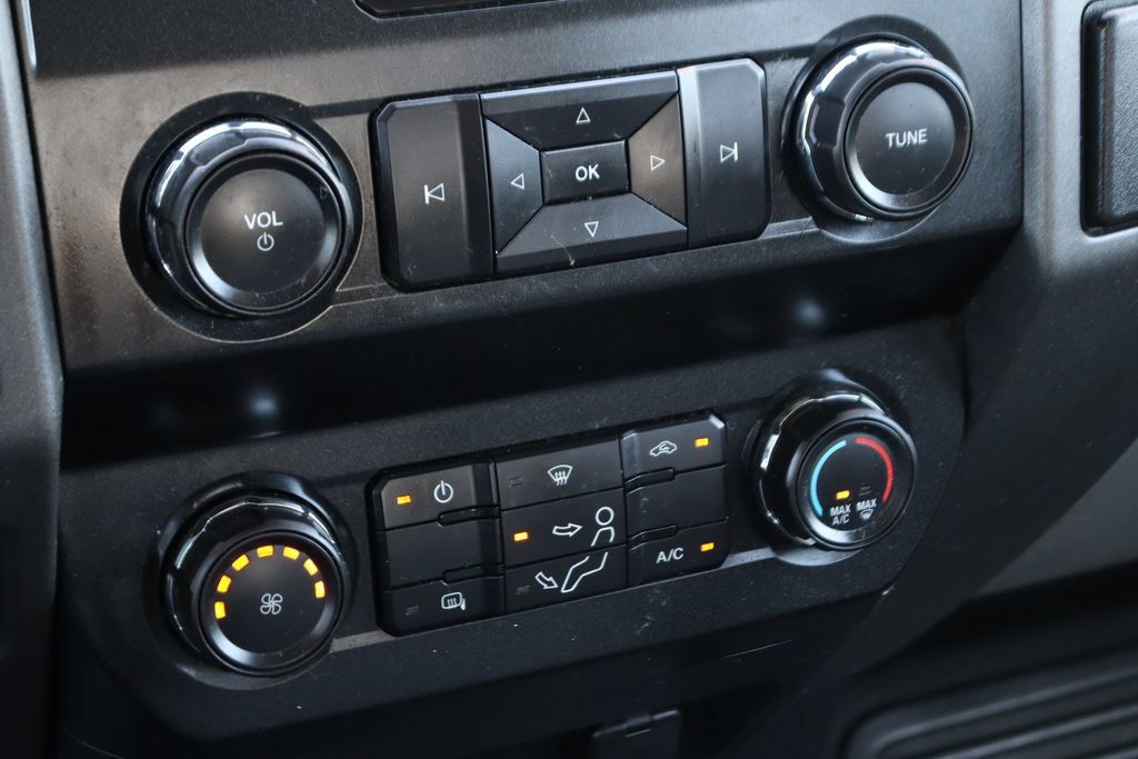 Used 2019 Ford F550 2WD Crew Cab Super Duty image 28