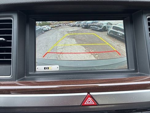 Used 2015 Hyundai Genesis 3.8 w/ Option Group 03 image 13