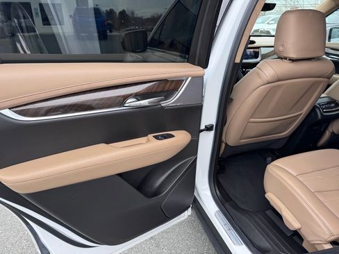 Used 2023 Cadillac XT6 Premium Luxury w/ Platinum Package image 20
