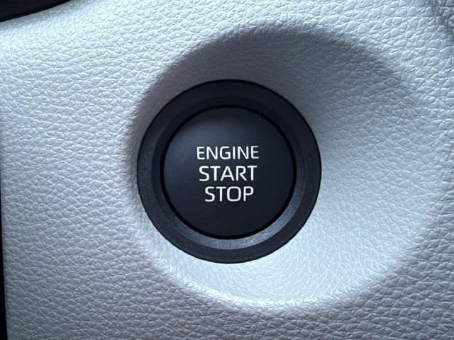 New 2026 Toyota Corolla Cross LE FWD image 18