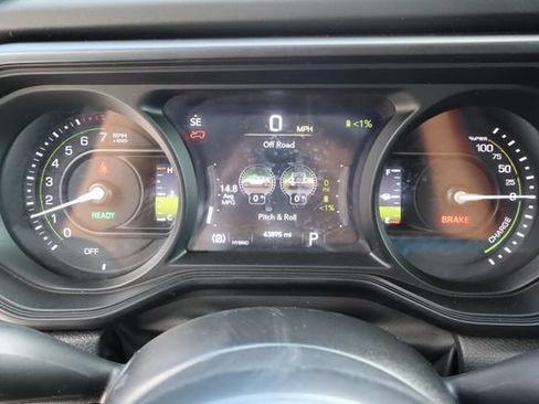 Used 2024 Jeep Wrangler Unlimited Rubicon 4xe AWD/4WD image 43