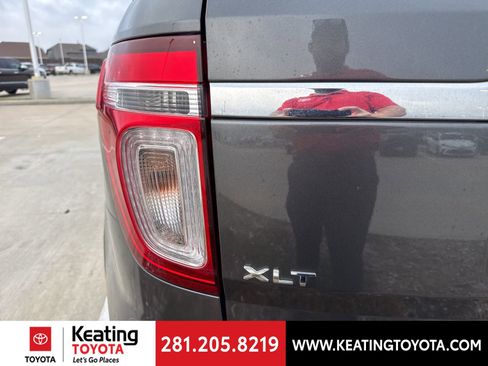 Used 2015 Ford Explorer XLT w/ Equipment Group 202B image 9