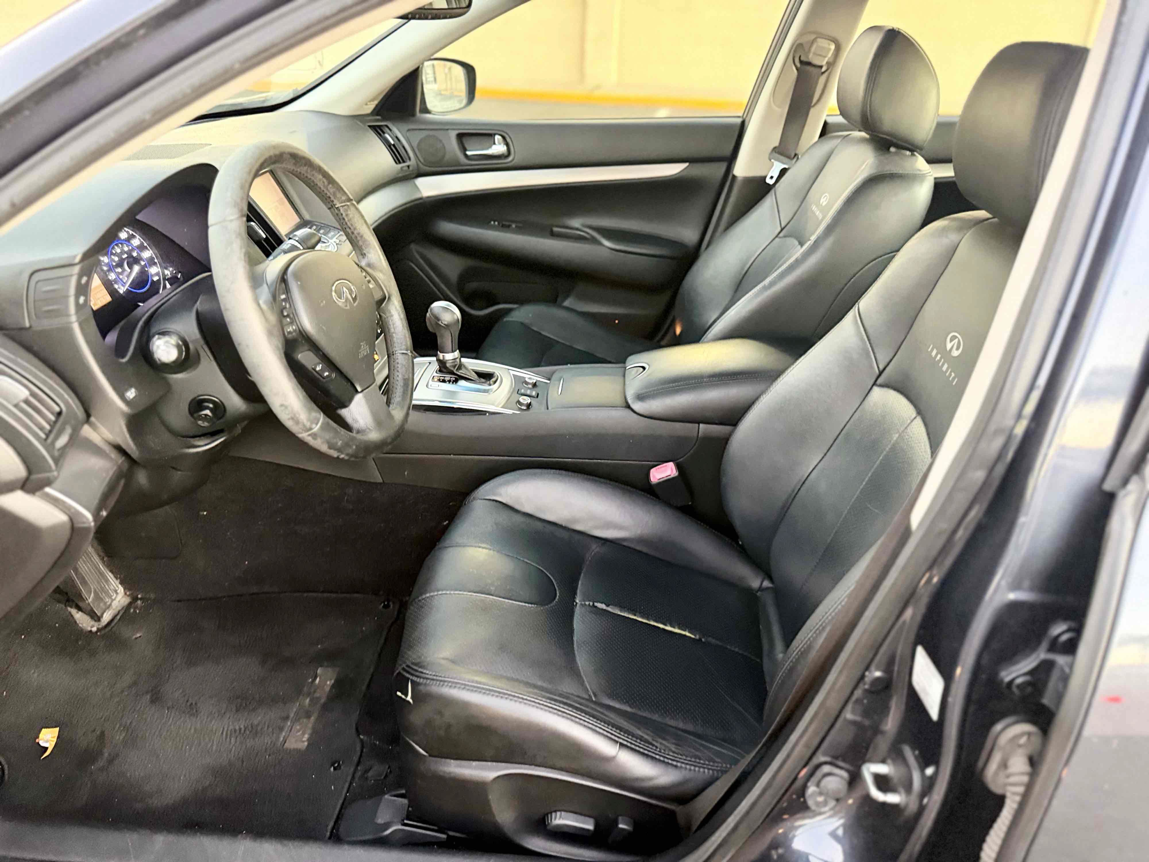 Used 2012 INFINITI G37 x Sedan w/ Premium Pkg AWD/4WD image 12
