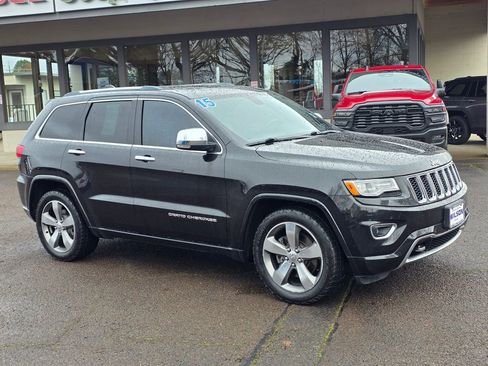 Used 2015 Jeep Grand Cherokee Overland AWD/4WD image 3