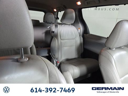 Used 2016 Toyota Sienna XLE Premium image 19