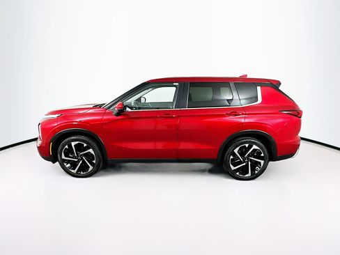 Used 2024 Mitsubishi Outlander SE image 4
