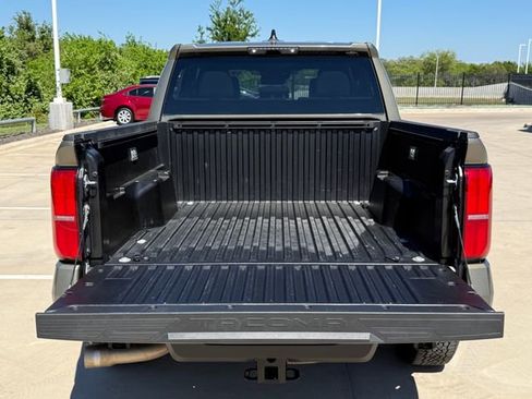 Used 2024 Toyota Tacoma TRD Off-Road image 29