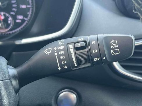 Used 2023 Hyundai Santa Fe SEL image 25