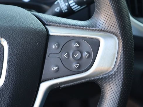 Used 2022 GMC Terrain SLE w/ Driver Convenience Package FWD image 13
