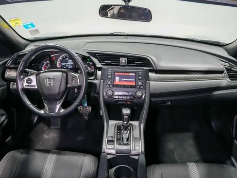 Used 2018 Honda Civic Sport image 18