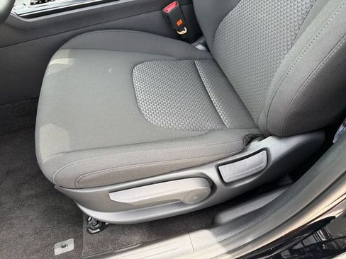 New 2026 Kia Sportage LX FWD image 20
