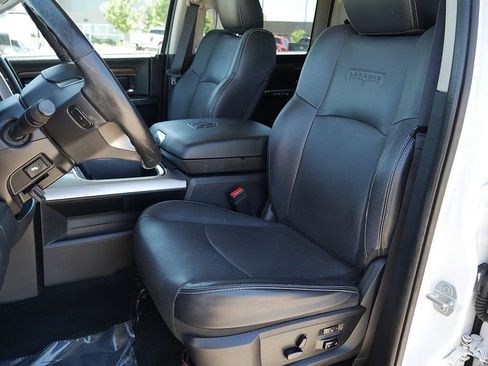 Used 2016 RAM 1500 Laramie AWD/4WD image 14