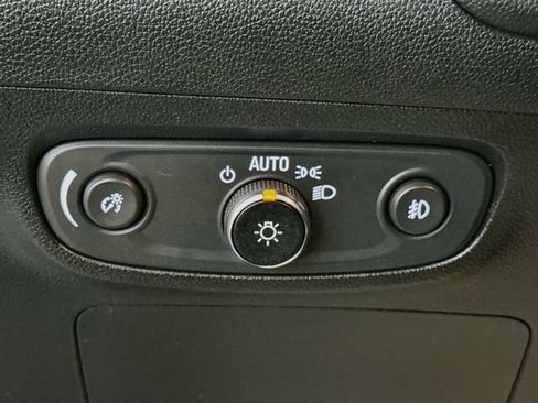 Used 2023 Buick Encore GX Select FWD image 11