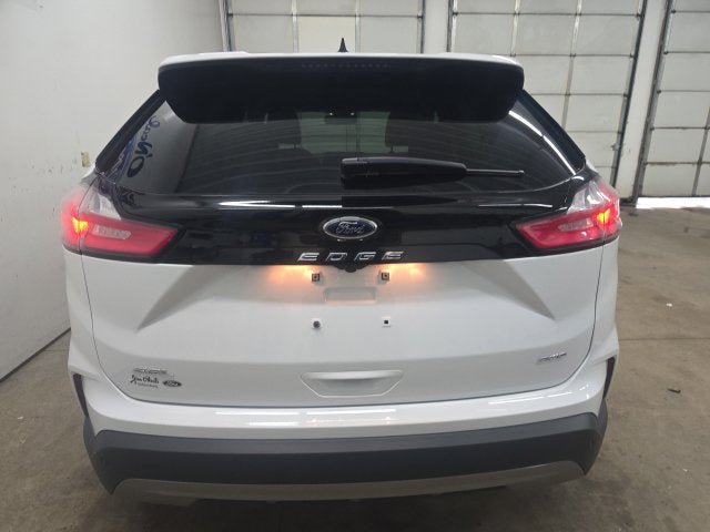 Certified 2024 Ford Edge SEL w/ Convenience Package AWD/4WD image 11