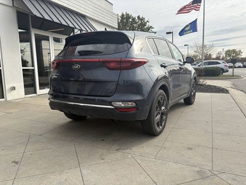 Used 2022 Kia Sportage LX w/ LX AWD Value Edition Package image 8