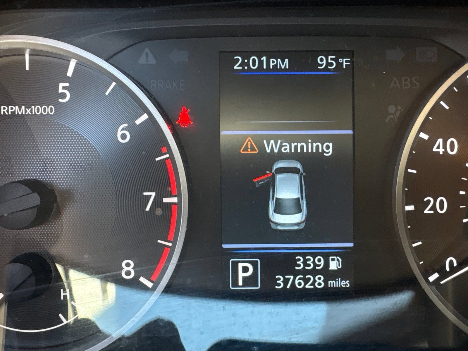 Used 2025 Nissan Sentra S FWD image 14