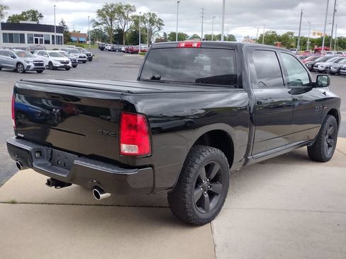 Used 2017 RAM 1500 Express w/ Black Ram 1500 Express Group AWD/4WD image 17