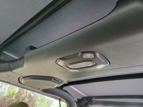 Used 2018 Jeep Wrangler Sport image 26