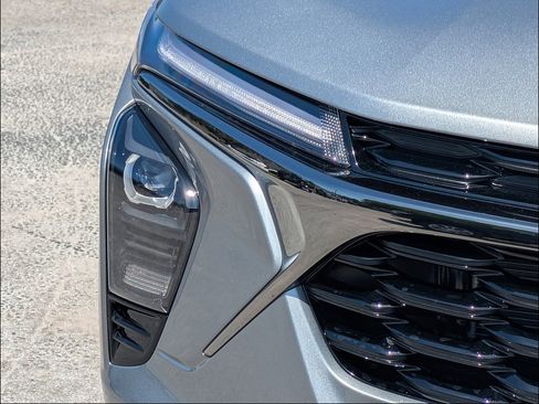 New 2026 Chevrolet Trax RS w/ Driver Confidence Package FWD image 10