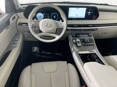 Used 2023 Hyundai Palisade Calligraphy image 24