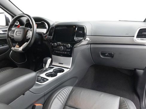 Used 2020 Jeep Grand Cherokee Trackhawk image 2