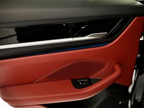 New 2026 Porsche Macan Electric image 26