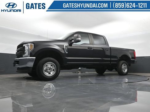 Used 2019 Ford F350 XL w/ Power Equipment Group AWD/4WD image 37