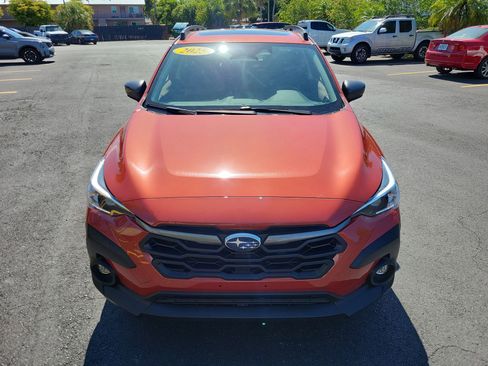 Used 2025 Subaru Crosstrek 2.5i Premium AWD/4WD image 2