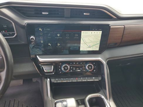 Used 2023 GMC Sierra 1500 Denali Ultimate AWD/4WD image 16