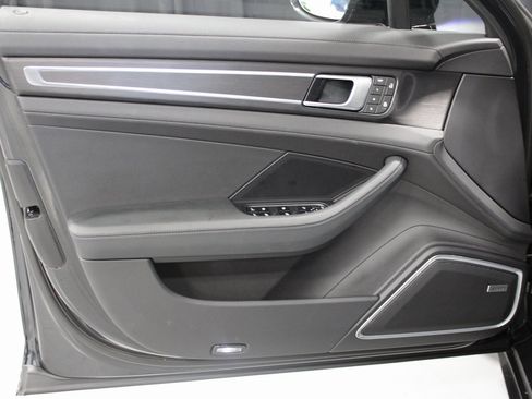 Certified 2023 Porsche Panamera 4 Platinum Edition w/ Assistance Package image 25