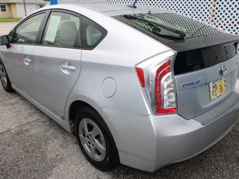 Used 2012 Toyota Prius Three FWD image 33